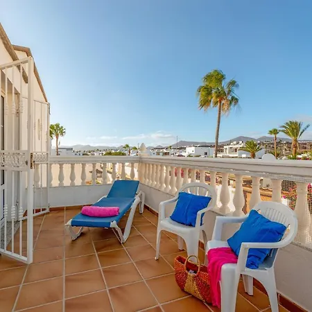 Villa Castillo By Puerto del Carmen (Lanzarote)