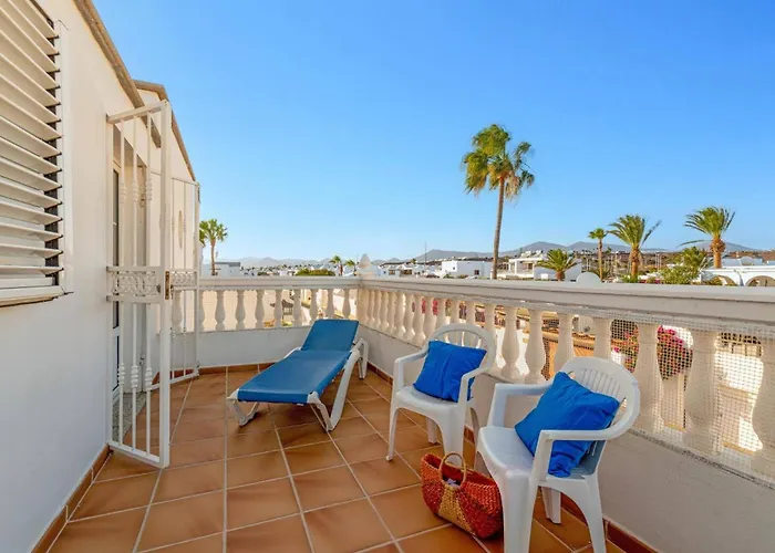 Castillo By فيلة